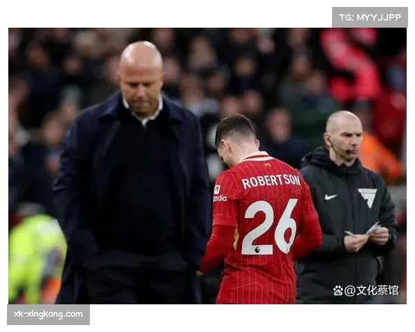 利物浦中场控制力下降原因探究，麦卡利斯特与赫拉芬贝赫覆盖区域重叠